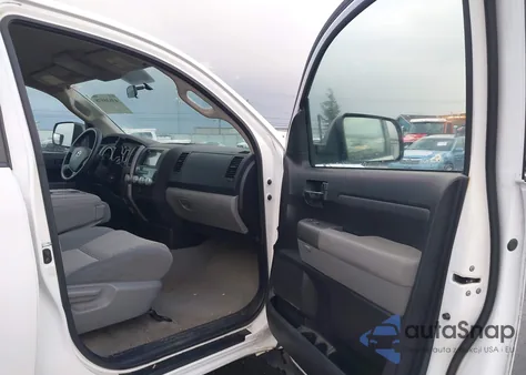 2010 Toyota Tundra Grade 4.6L V8 из США, поврежденный, VIN 5TFUM5F18AX014207